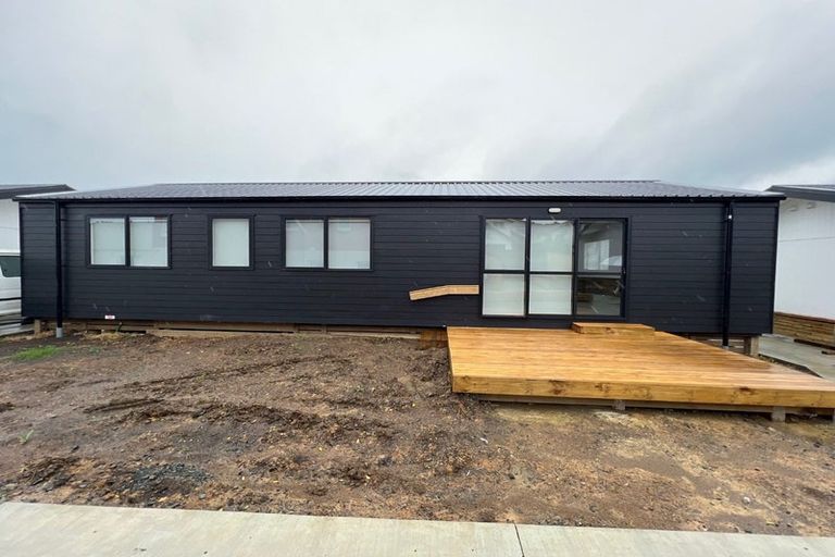 Photo of property in 143 Bucklands Beach Road, Bucklands Beach, Auckland, 2012