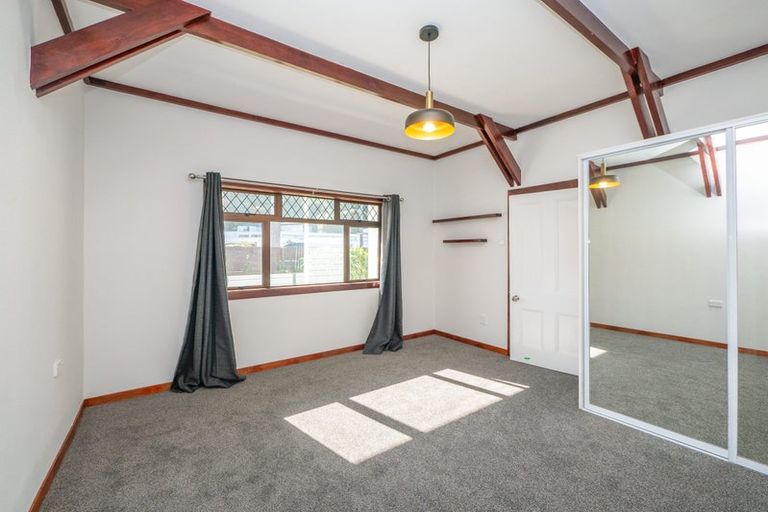 Photo of property in 625 Andersons Bay Road, Musselburgh, Dunedin, 9012