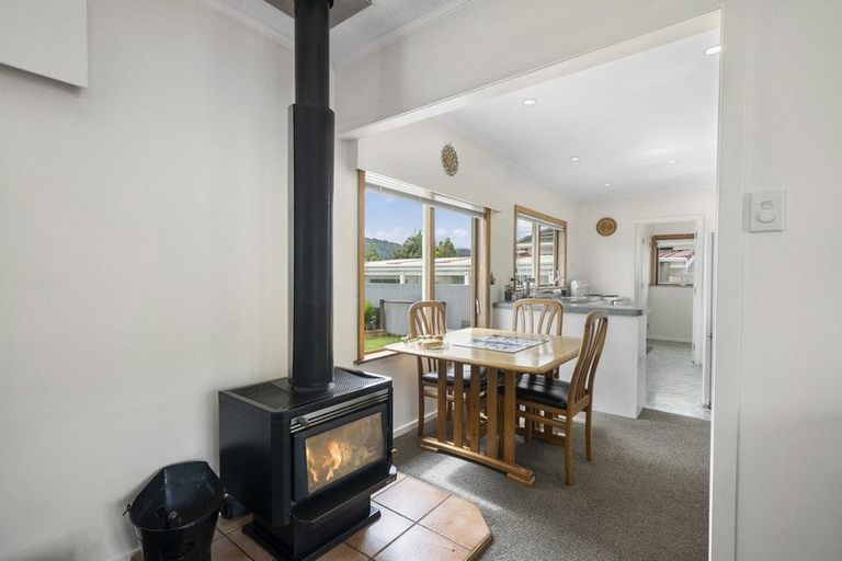 Photo of property in 140 Wainuiomata Road, Wainuiomata, Lower Hutt, 5014