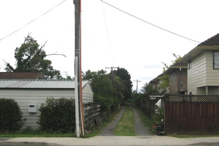 Photo of property in 276a Birkdale Road, Birkdale, Auckland, 0626