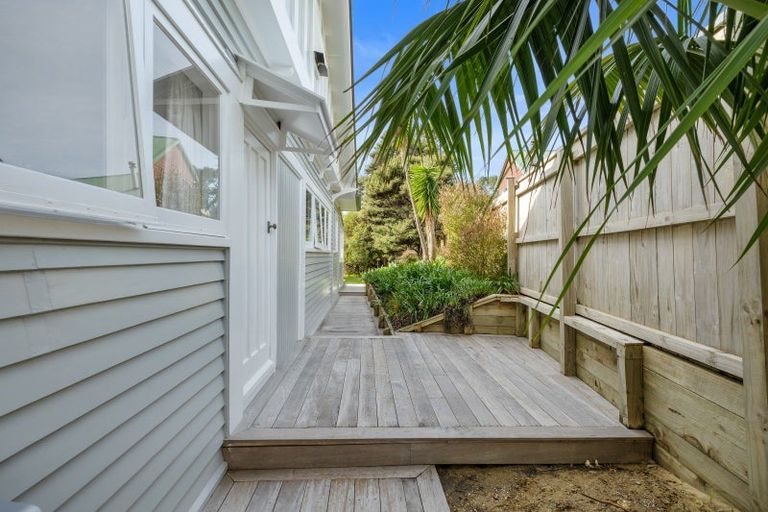 Photo of property in 1 Pohutukawa Place, Mangawhai Heads, Mangawhai, 0505