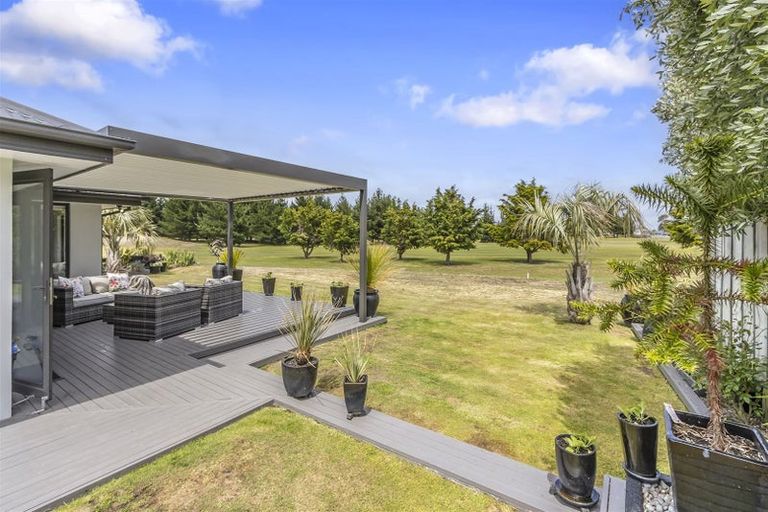 Photo of property in 26 Fishermans Rest, Waimairi Beach, Christchurch, 8083