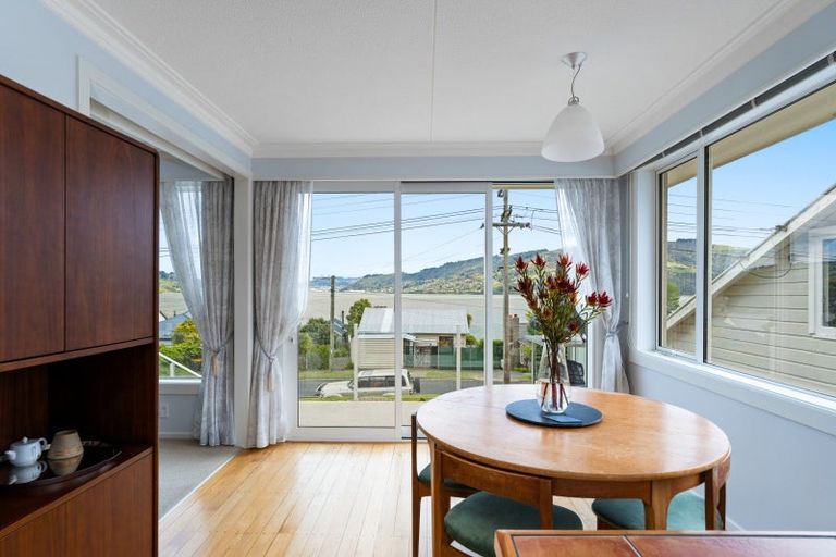 Photo of property in 10a Wharfdale Street, Macandrew Bay, Dunedin, 9014