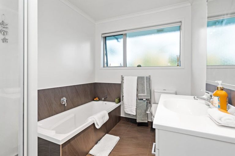 Photo of property in 10 Heritage Way, Maunu, Whangarei, 0110