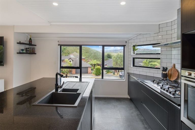 Photo of property in 7 Longmont Terrace, Churton Park, Wellington, 6037
