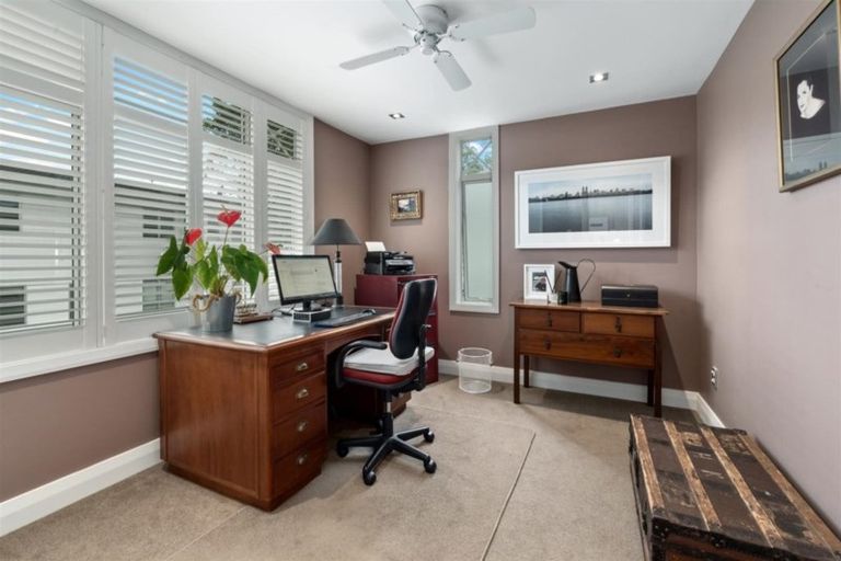 Photo of property in 270 Hurstmere Road, Takapuna, Auckland, 0622