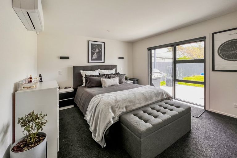 Photo of property in 2a Piper Place, Roslyn, Palmerston North, 4414