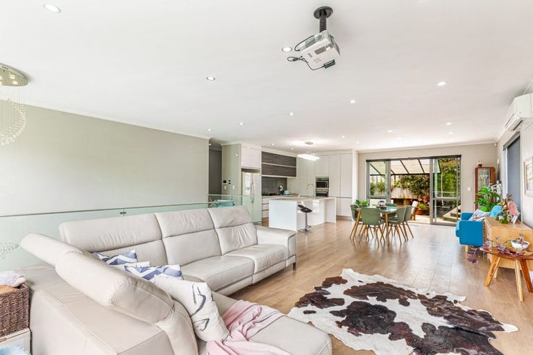 Photo of property in 9 Korihi Drive, Swanson, Auckland, 0614