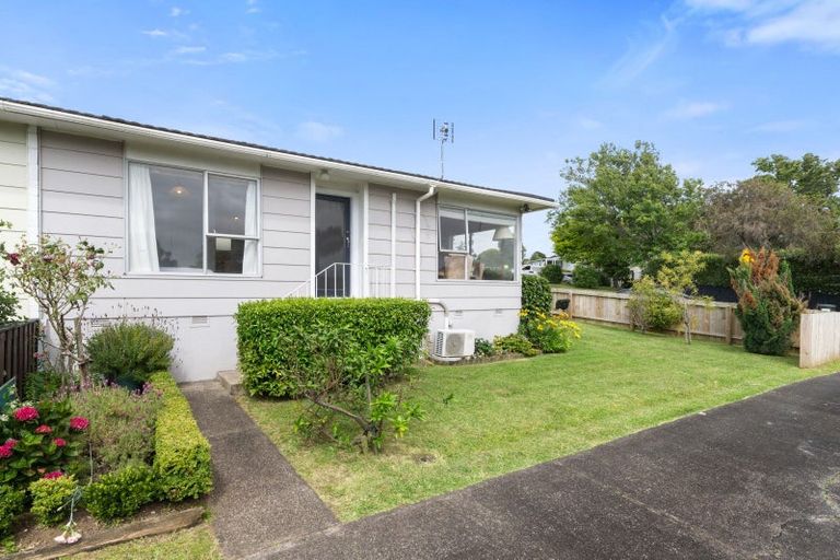 Photo of property in 1/5 Himalaya Drive, Half Moon Bay, Auckland, 2012