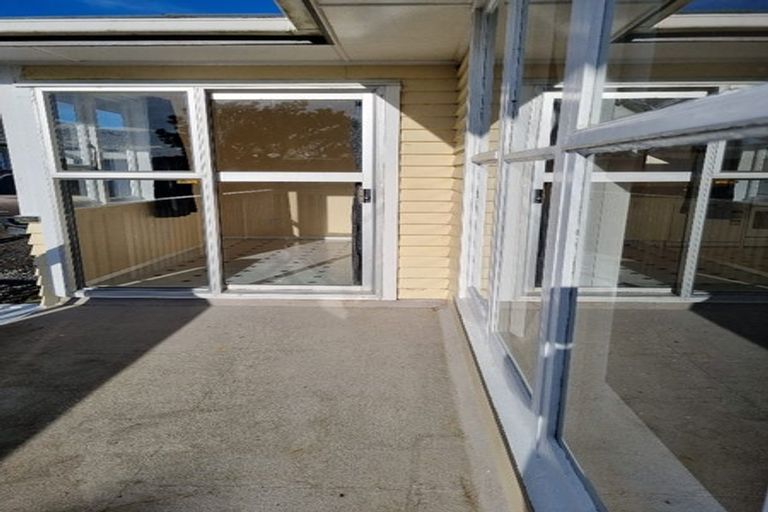 Photo of property in 12a Maraval Crescent, Grenada Village, Wellington, 6037