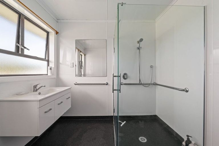 Photo of property in 82 High Street, Eltham, 4322