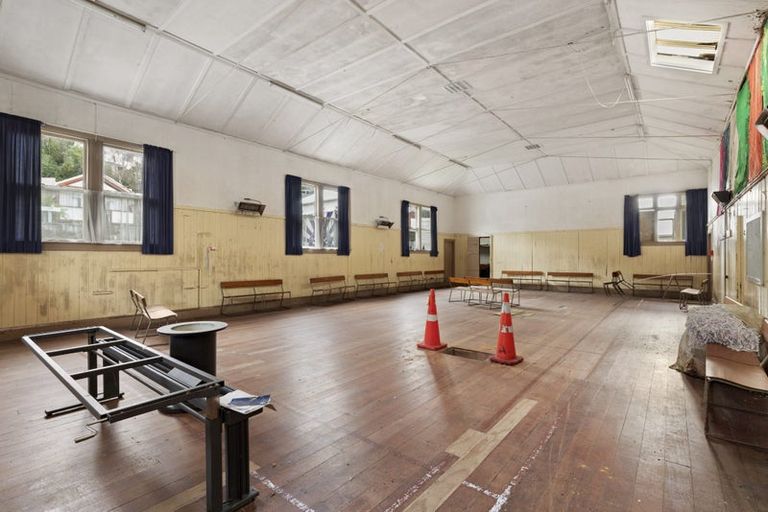 Photo of property in 44 Kilbirnie Crescent, Kilbirnie, Wellington, 6022