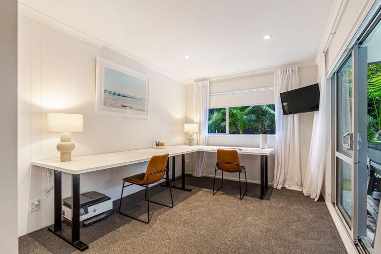 Photo of property in 4 Brandon Road, Manly, Whangaparaoa, 0930