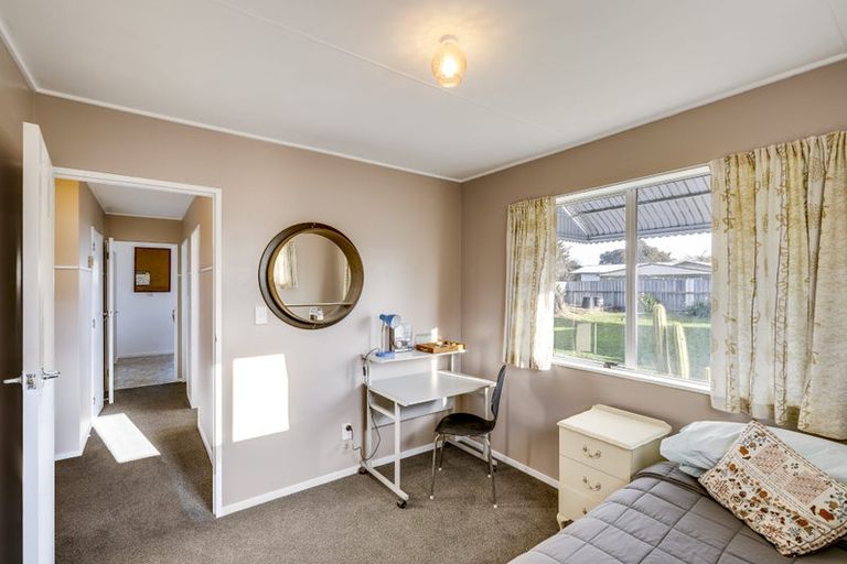 Photo of property in 6 Burton Crescent, Flaxmere, Hastings, 4120