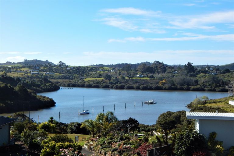 Photo of property in 36 Rarere Terrace, Kerikeri, 0230