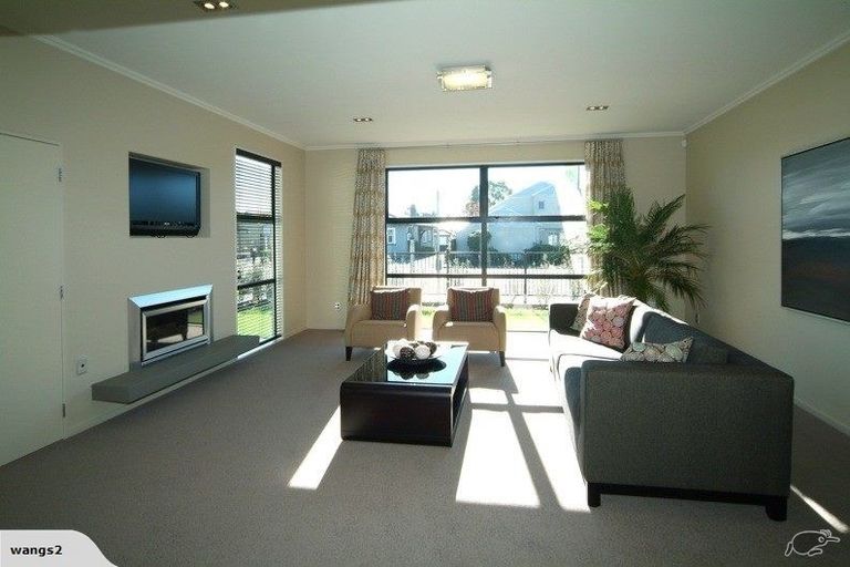 Photo of property in 21 Paeroa Street, Riccarton, Christchurch, 8041