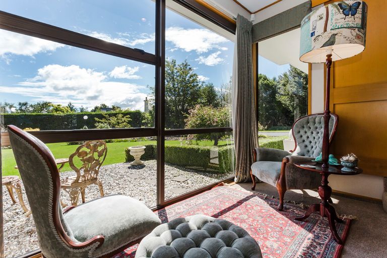 Photo of property in 1 Hamilton Court, Milton, 9220