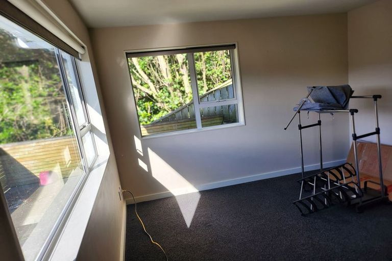 Photo of property in 14a Freeling Street, Island Bay, Wellington, 6023