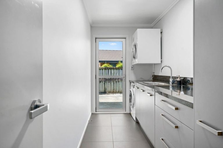 Photo of property in 19 Honiss Place, Cambridge, 3434