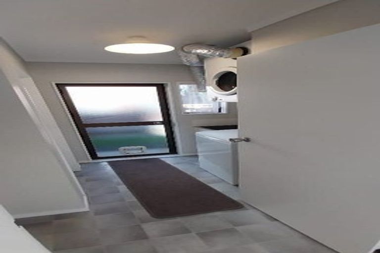 Photo of property in 64 Wakefield Street, Alicetown, Lower Hutt, 5010