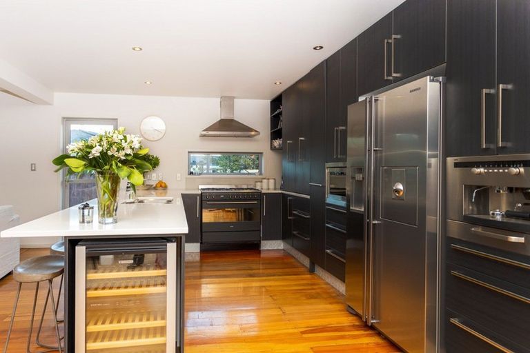 Photo of property in 27 Kent Road, Saint Johns Hill, Whanganui, 4501