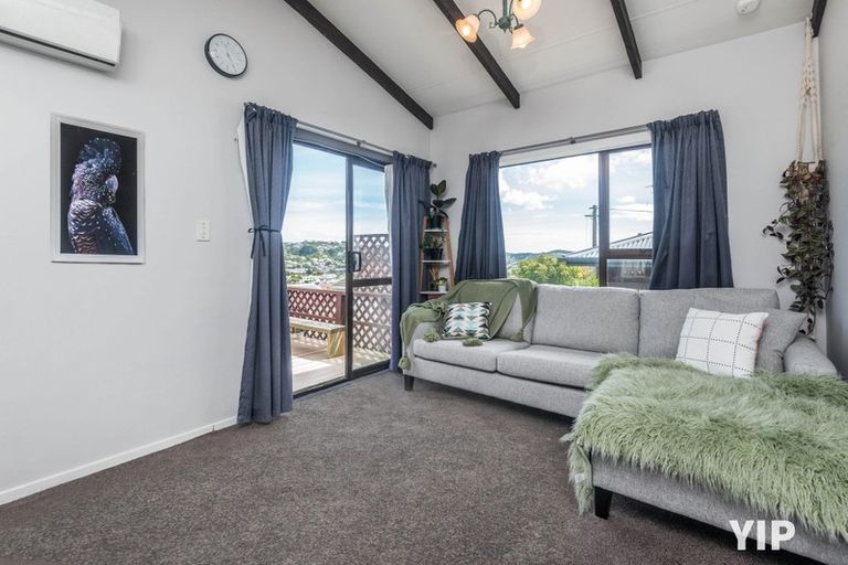 Photo of property in 6a Tarawera Road, Johnsonville, Wellington, 6037