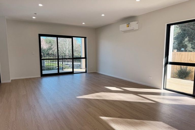 Photo of property in 37 Burberry Road, Karaka, Drury, 2578