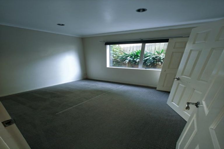 Photo of property in 14a Bacot Place, Howick, Auckland, 2014