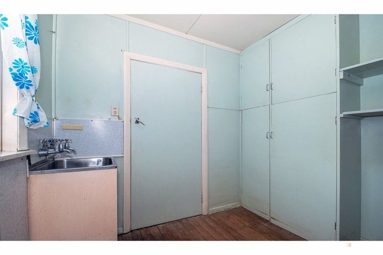 Photo of property in 5 Regent Street, Waimate, 7924