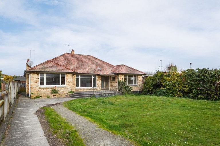 Photo of property in 18 Parata Street, Hokowhitu, Palmerston North, 4410