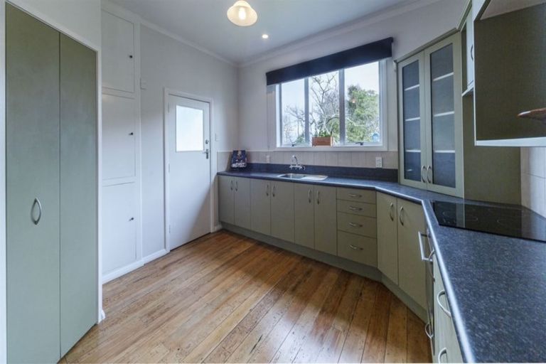 Photo of property in 25 Te Arakura Road, Feilding, 4775