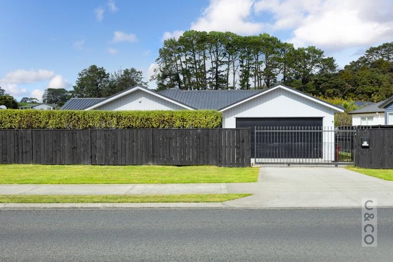 Photo of property in 91 Muriwai Road, Waimauku, 0812
