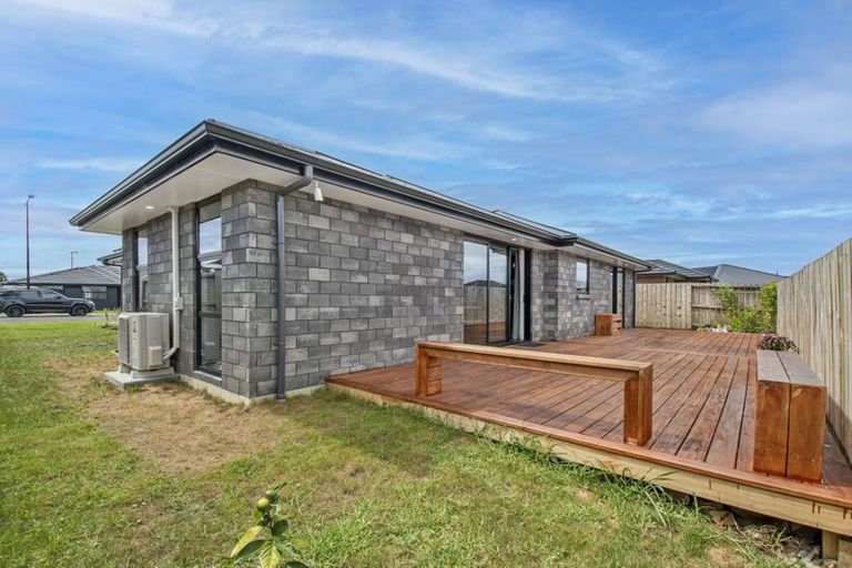 Photo of property in 13 Parera Crescent, Tikipunga, Whangarei, 0112