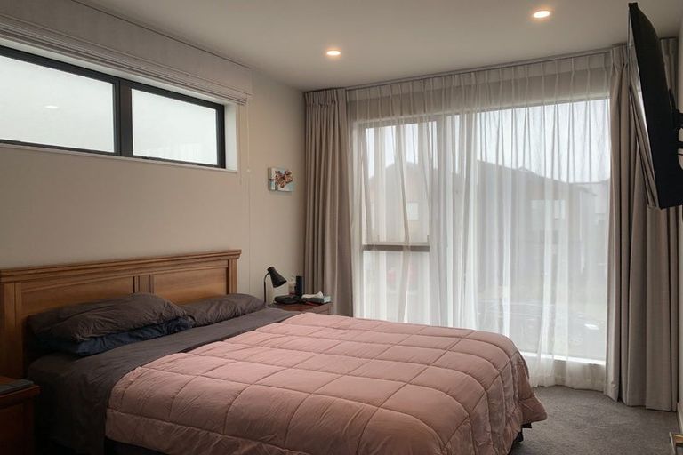 Photo of property in 6 Porowha Road, Westgate, Auckland, 0814