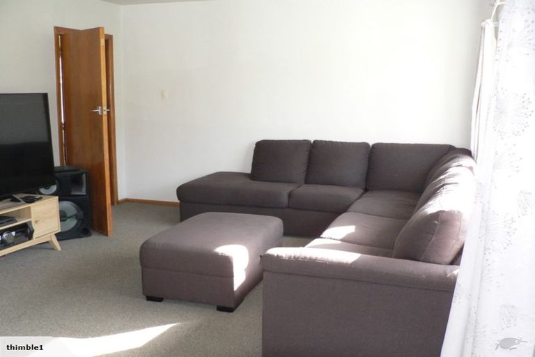 Photo of property in 8 Kinnaird Place, Hillmorton, Christchurch, 8025