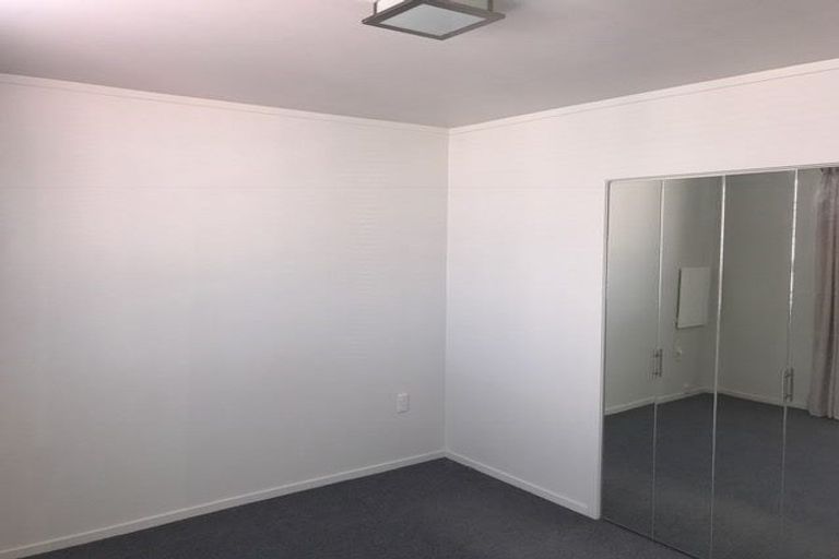 Photo of property in 163b Miromiro Road, Normandale, Lower Hutt, 5010