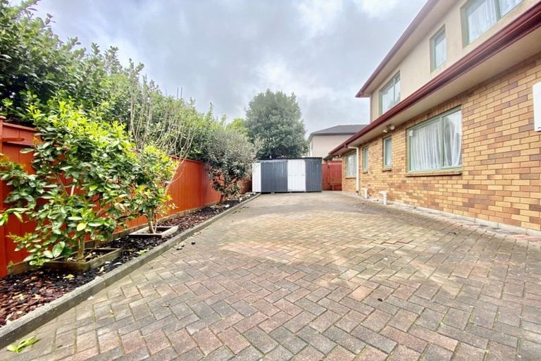 Photo of property in 14 Franshell Crescent, East Tamaki, Auckland, 2013