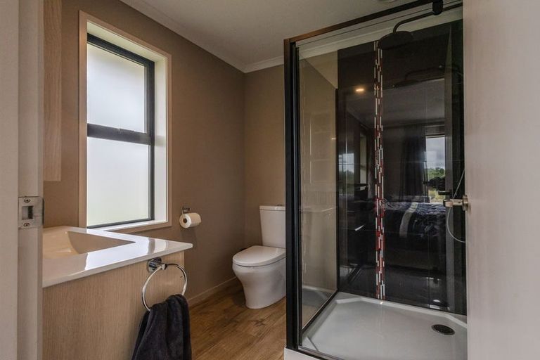 Photo of property in 8 Pukaki Avenue, Ngahere, 7872