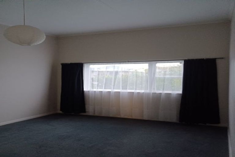 Photo of property in 19 Hereford Street, West End, Palmerston North, 4410