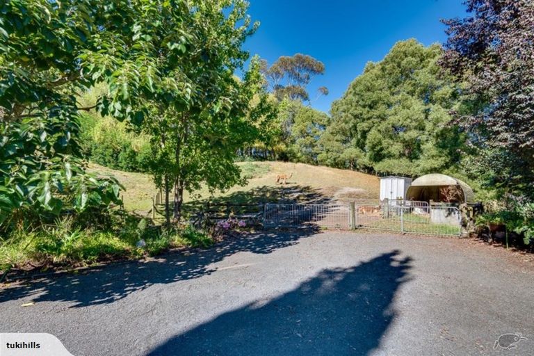 Photo of property in 135 Tauroa Road, Havelock North, 4130