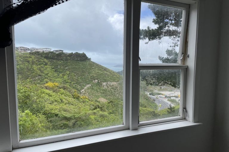 Photo of property in 29 Kitchener Terrace, Johnsonville, Wellington, 6037