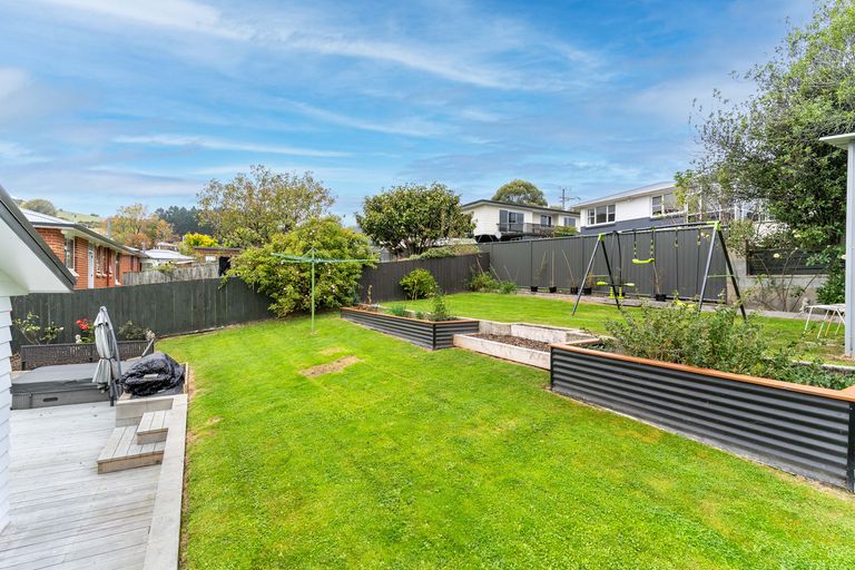 Photo of property in 25 Elwyn Crescent, Green Island, Dunedin, 9018