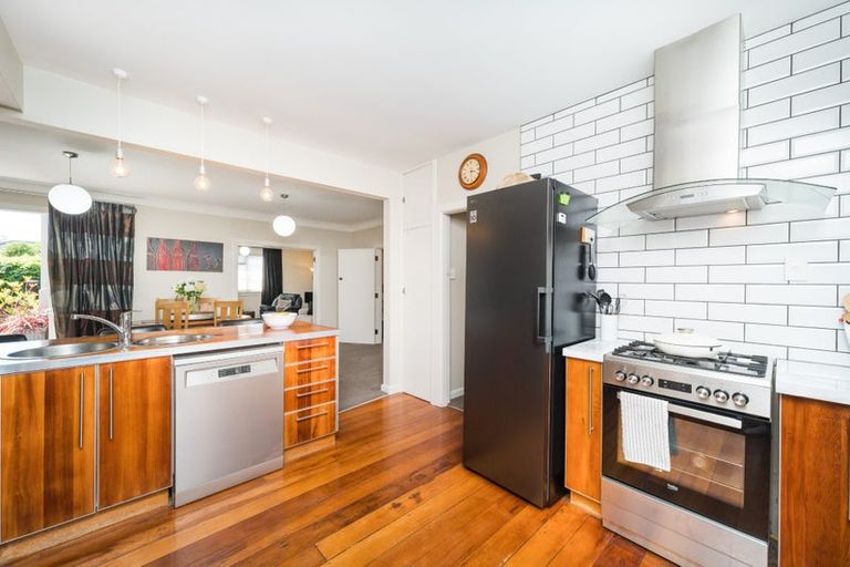 Photo of property in 5 Karamu Avenue, Takaro, Palmerston North, 4410