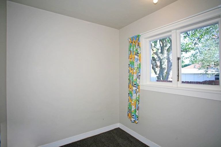 Photo of property in 74a Cutts Road, Russley, Christchurch, 8042