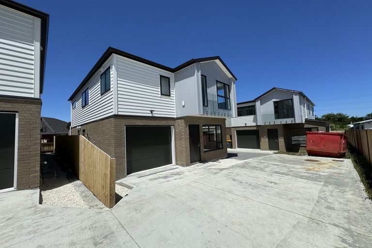 Photo of property in 22c Toru Street, Te Atatu Peninsula, Auckland, 0610