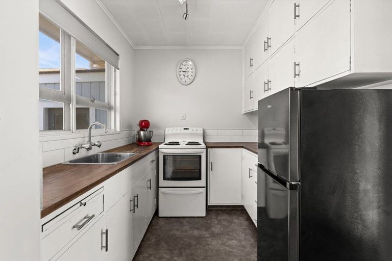 Photo of property in 2/6 Russell Road, Marewa, Napier, 4110