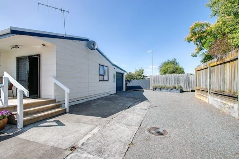 Photo of property in 20b Svenson Road, Waipukurau, 4200