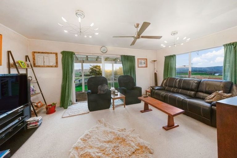 Photo of property in 242 Kellyville Road, Mercer, 2474