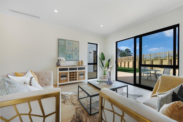 Photo of property in 69 Ta Moko Drive, Gulf Harbour, 0930