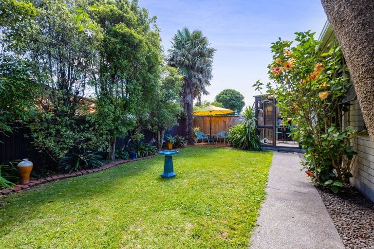 Photo of property in 4/12 Webster Street, Westown, New Plymouth, 4310